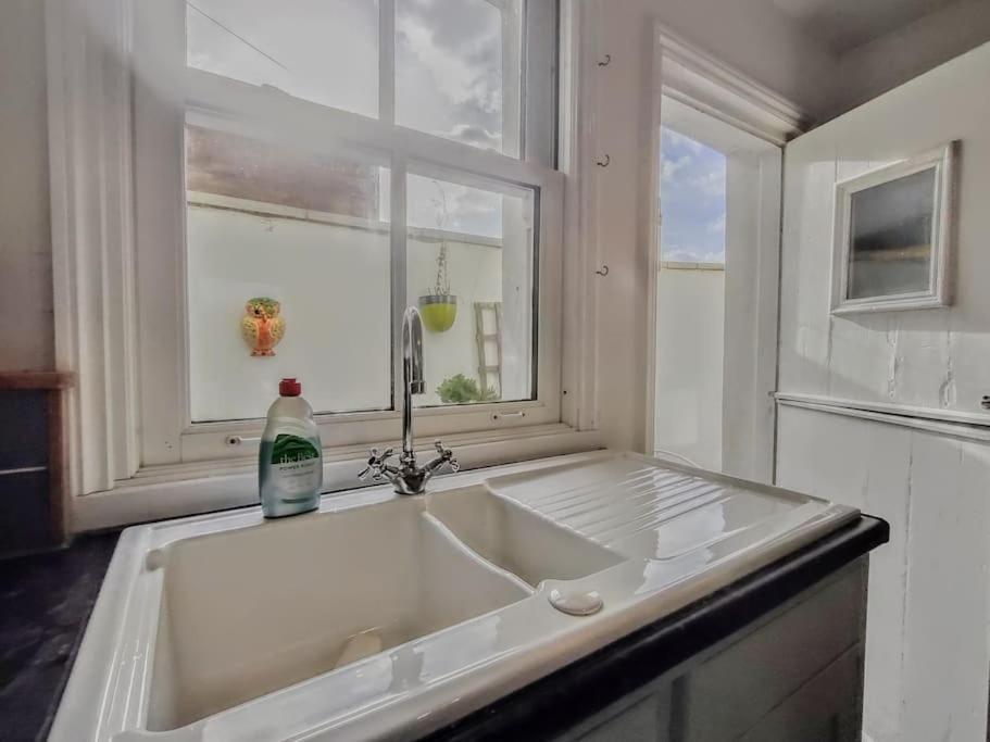 Cute Cottage 5 Min Walk From Cafes Station And Sea Hastings Exteriér fotografie